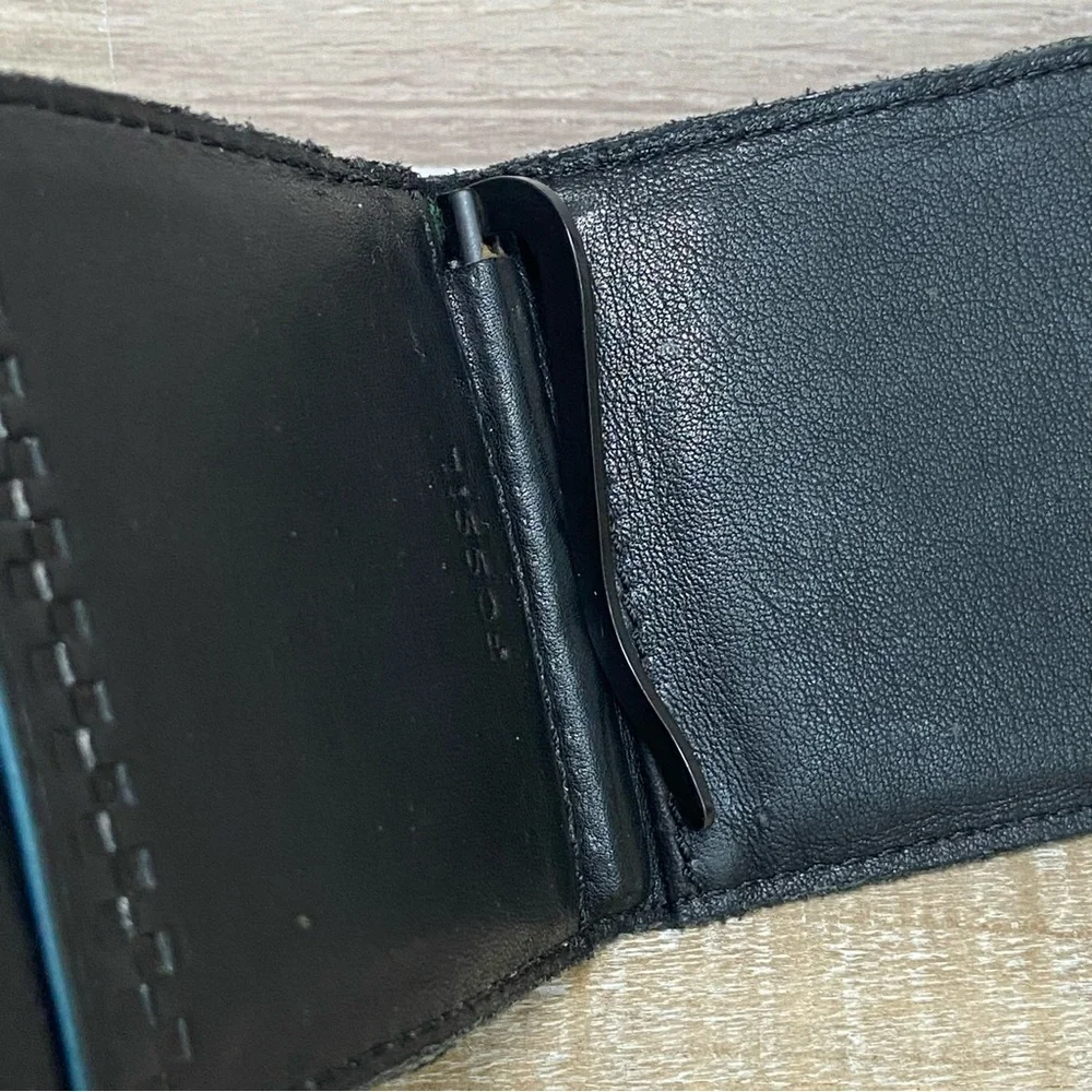 Fossil Men's Black Leather Bifold Wallet with Embossed Logo